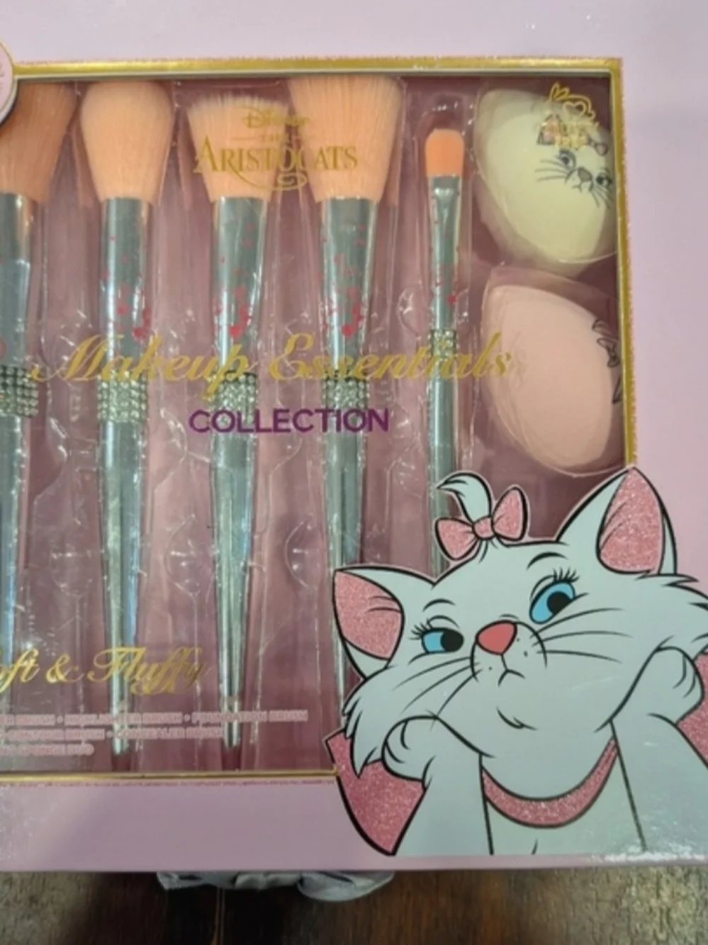 Disney Aristocats Marie Makeup Brush & Sponge Set
